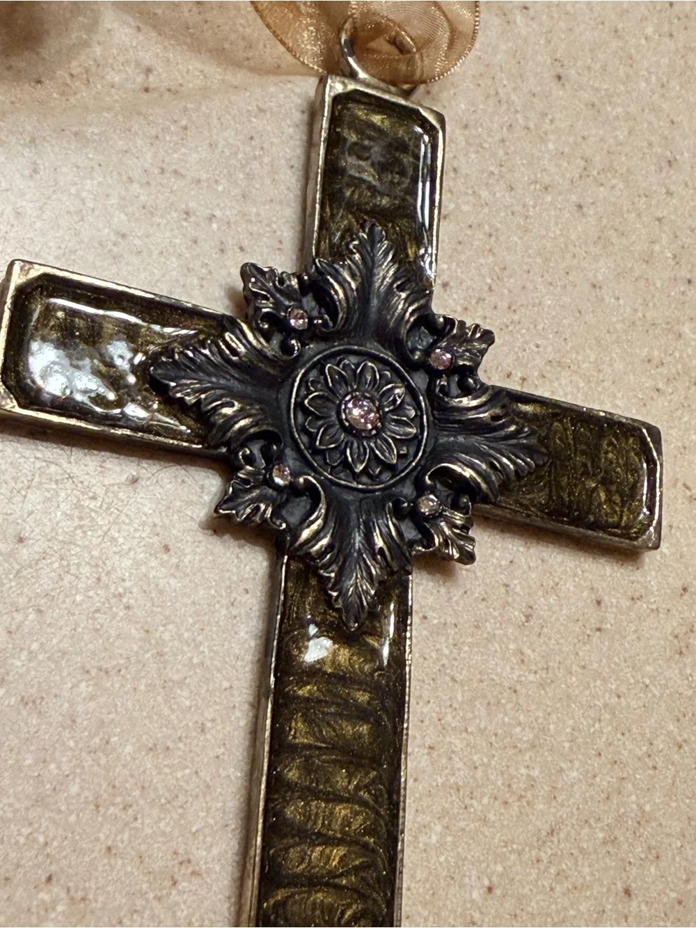 Bronze Hammered Cross - ‎   European/Tuscan décor